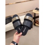 2025年9月23日入荷新品PRADAカジュアルシューズ/スニーカー｜メンズ靴人気本革製ギフト/誕生日/TL工場