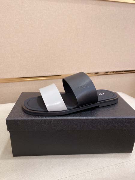 2025年9月23日入荷新品PRADAカジュアルシューズ/ス...