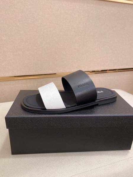 2025年9月23日入荷新品PRADAカジュアルシューズ/ス...