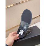 2025年9月23日入荷新品PRADAカジュアルシューズ/スニーカー｜メンズ靴人気本革製ギフト/誕生日/TL工場