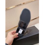 2025年9月23日入荷新品PRADAカジュアルシューズ/スニーカー｜メンズ靴人気本革製ギフト/誕生日/TL工場