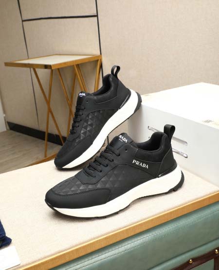 2025年9月23日入荷新品Pradaカジュアルシューズ/ス...