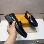 2025年9月23日入荷新品Todsカジュアルシューズ/スニーカー｜メンズ靴人気本革製ギフト/誕生日/TL工場