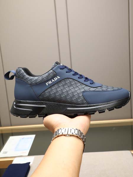 2025年9月23日入荷新品Pradaカジュアルシューズ/ス...