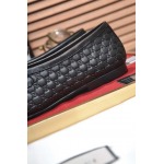 2025年9月23日入荷新品GUCCIカジュアルシューズ/スニーカー｜メンズ靴人気本革製ギフト/誕生日/TL工場