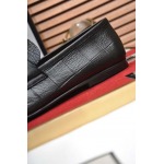 2025年9月23日入荷新品GUCCIカジュアルシューズ/スニーカー｜メンズ靴人気本革製ギフト/誕生日/TL工場