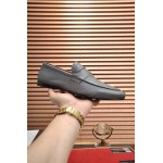 2025年9月23日入荷新品GUCCIカジュアルシューズ/スニーカー｜メンズ靴人気本革製ギフト/誕生日/TL工場