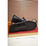 2025年9月23日入荷新品Louis Vuittonカジュアルシューズ/スニーカー｜メンズ靴人気本革製ギフト/誕生日/TL工場