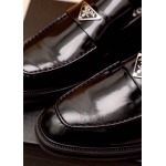 2025年9月23日入荷新品PRADAカジュアルシューズ/スニーカー｜メンズ靴人気本革製ギフト/誕生日/TL工場