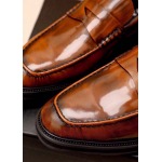 2025年9月23日入荷新品PRADAカジュアルシューズ/スニーカー｜メンズ靴人気本革製ギフト/誕生日/TL工場