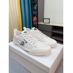 2025年9月23日入荷新品Versace  カジュアルシューズ/スニーカー｜メンズ靴人気本革製ギフト/誕生日/TL工場