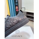 2025年9月23日入荷新品Versace  カジュアルシューズ/スニーカー｜メンズ靴人気本革製ギフト/誕生日/TL工場