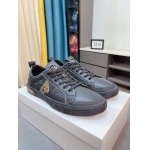 2025年9月23日入荷新品Versace  カジュアルシューズ/スニーカー｜メンズ靴人気本革製ギフト/誕生日/TL工場