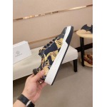 2025年9月23日入荷新品Versace  カジュアルシューズ/スニーカー｜メンズ靴人気本革製ギフト/誕生日/TL工場