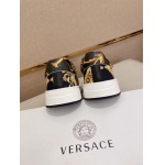 2025年9月23日入荷新品Versace  カジュアルシューズ/スニーカー｜メンズ靴人気本革製ギフト/誕生日/TL工場