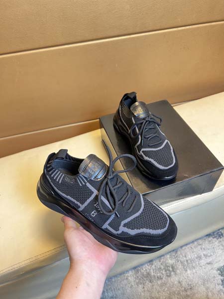 2025年9月23日入荷新品BERLUTIカジュアルシューズ...