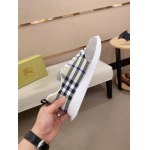 2025年9月23日入荷新品BURBERRYカジュアルシューズ/スニーカー｜メンズ靴人気本革製ギフト/誕生日/TL工場