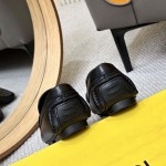 2025年9月23日入荷新品FENDIカジュアルシューズ/スニーカー｜メンズ靴人気本革製ギフト/誕生日/TL工場