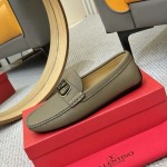 2025年9月23日入荷新品VALENTINOカジュアルシューズ/スニーカー｜メンズ靴人気本革製ギフト/誕生日/TL工場