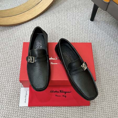 2025年9月23日入荷新品Ferragamoカジュアルシュ...
