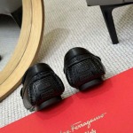 2025年9月23日入荷新品Ferragamoカジュアルシューズ/スニーカー｜メンズ靴人気本革製ギフト/誕生日/TL工場