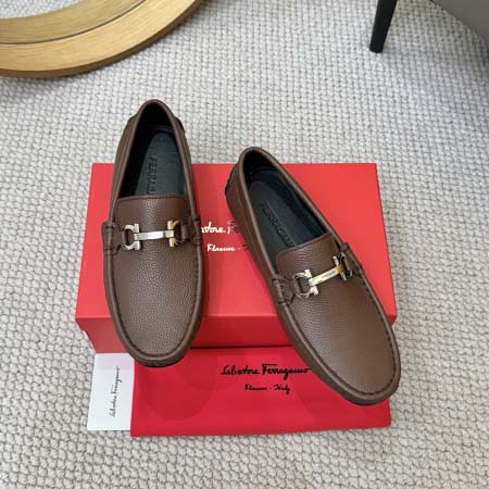 2025年9月23日入荷新品Ferragamoカジュアルシュ...