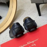 2025年9月23日入荷新品Ferragamoカジュアルシューズ/スニーカー｜メンズ靴人気本革製ギフト/誕生日/TL工場