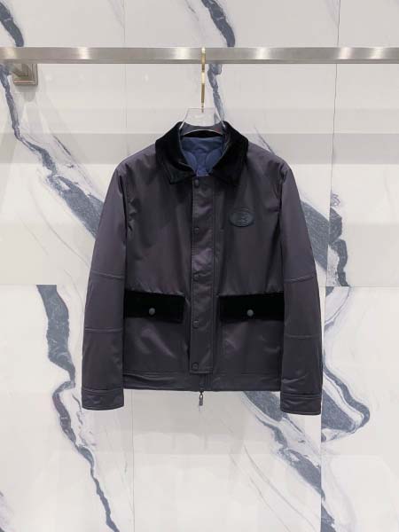 2025年9月24日入荷秋冬新作Burberry綿の服高級品...
