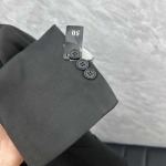 2025年9月24日入荷秋冬新作Pradaジャケット高級品/Su工場