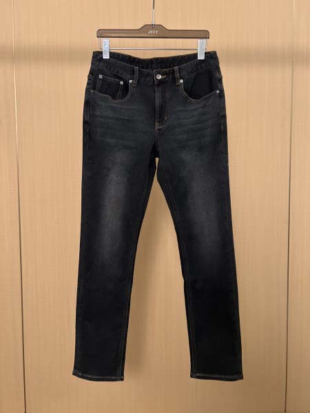 2025年9月24日入荷秋冬新作BURBERRYジーパン高級...