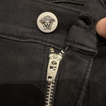 2025年9月24日入荷秋冬新作Versaceジーパン高級品/Su工場