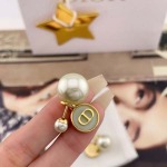 2025年9月25日入荷新品Diorピアスギフト/誕生日/記念品/アクセサリーxin工場