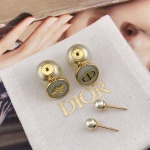 2025年9月25日入荷新品Diorピアスギフト/誕生日/記念品/アクセサリーxin工場