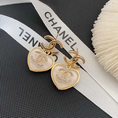 2025年9月25日入荷新品Chanelピアスギフト/誕生日...