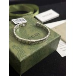 2025年9月25日入荷新品Gucci腕輪/ブレスレットギフト/誕生日/記念品/アクセサリーxin工場
