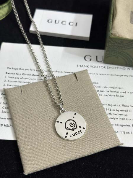 2025年9月25日入荷新品Gucciネックレスギフト/誕生...