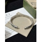 2025年9月25日入荷新品Gucci腕輪/ブレスレットギフト/誕生日/記念品/アクセサリーxin工場