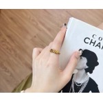 2025年9月25日入荷新品Diorピアスギフト/誕生日/記念品/アクセサリーxin工場