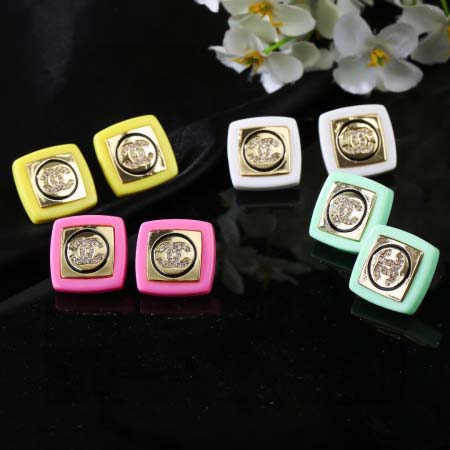 2025年9月25日入荷新品Chanelピアスギフト/誕生日...