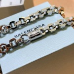 2025年9月25日入荷新品Balenciagaネックレスギフト/誕生日/記念品/アクセサリーxin工場