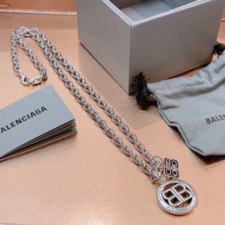 2025年9月25日入荷新品Balenciagaネックレスギ...