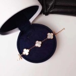2025年9月25日入荷新品Van Cleef?&?Arpelsブレスレットギフト/誕生日/記念品/アクセサリーxin工場