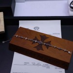 2025年9月25日入荷新品Chrome Heartsブレスレットギフト/誕生日/記念品/アクセサリーxin工場