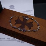 2025年9月25日入荷新品Chrome Heartsブレスレットギフト/誕生日/記念品/アクセサリーxin工場