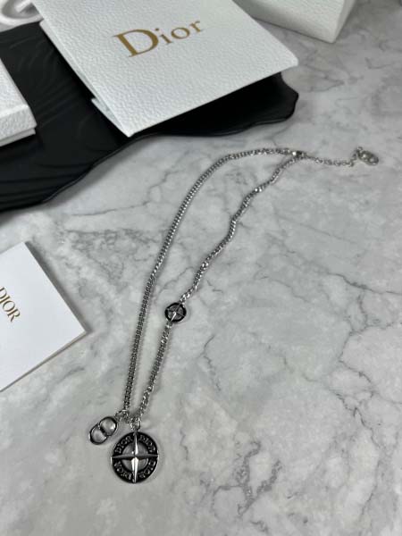 2025年9月25日入荷新品Diorネックレスギフト/誕生日...
