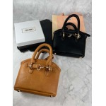 2025年9月25日入荷新品MiuMiuギフト/誕生日/記念品/アクセサリーxin工場