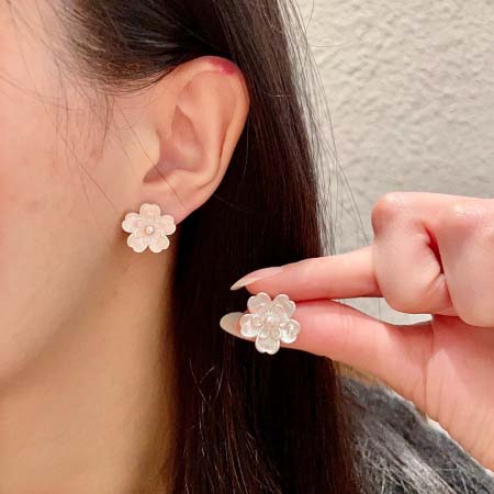 2025年9月25日入荷新品Chanelピアスギフト/誕生日...