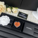 2025年9月25日入荷新品Chanelブローチギフト/誕生日/記念品/アクセサリーxin工場