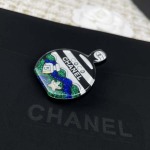 2025年9月25日入荷新品Chanelブローチギフト/誕生日/記念品/アクセサリーxin工場