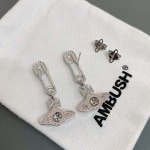 2025年9月25日入荷新品Vivienneピアスギフト/誕生日/記念品/アクセサリーxin工場